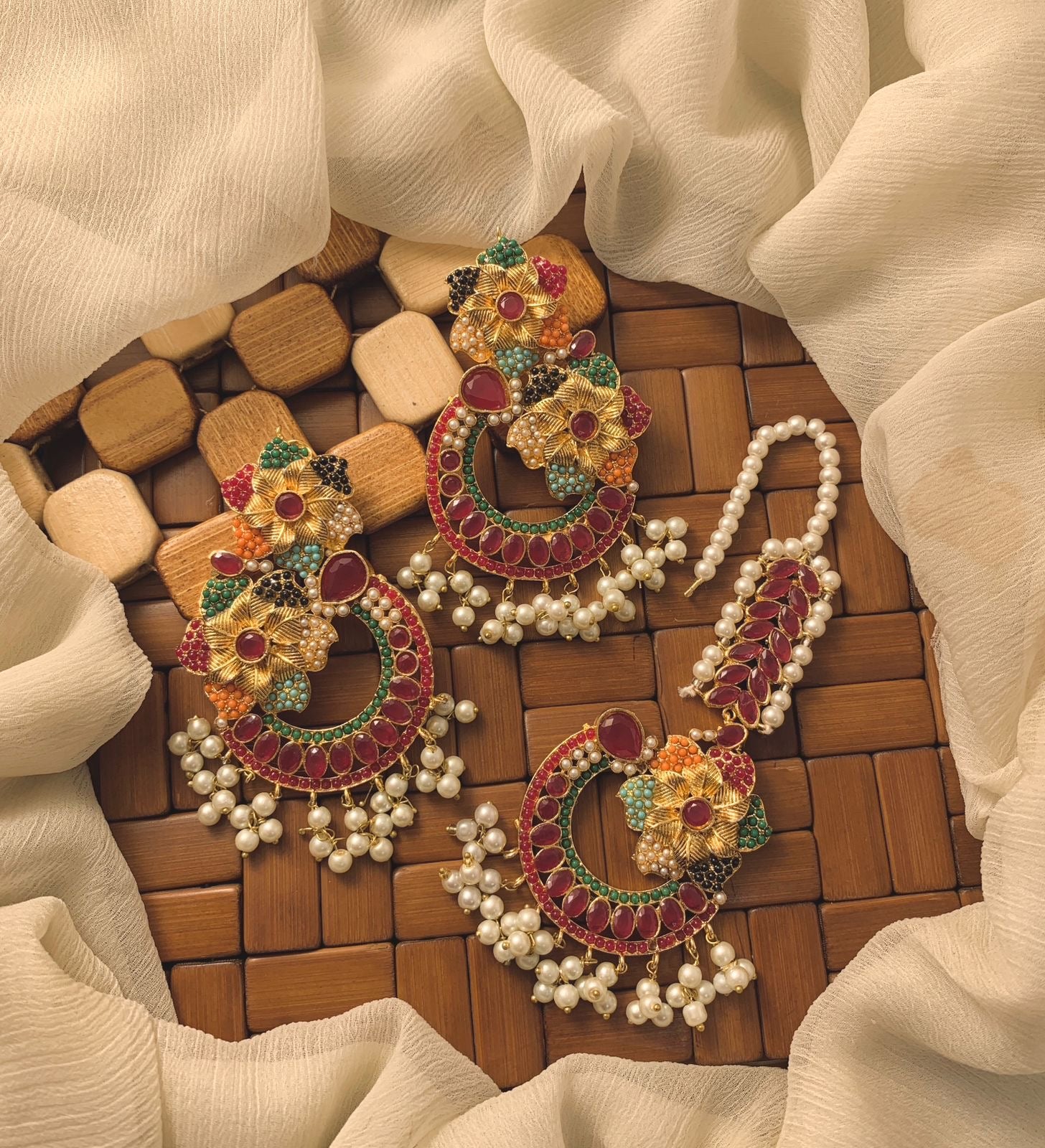 Naurattan earrings tika