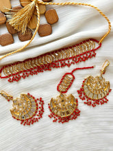 Stylish Sheesha Kundan Choker Set