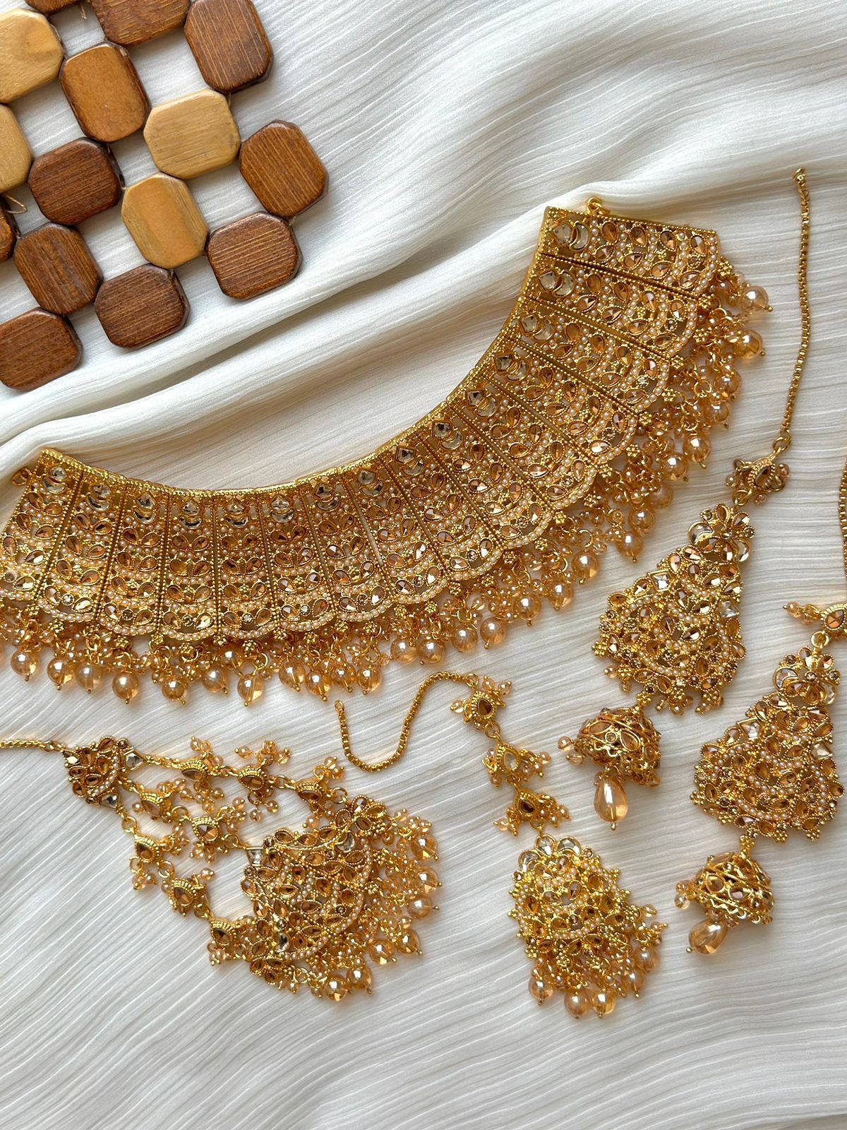 Fancy Kundan set with Earrings Tika & Jhoomar