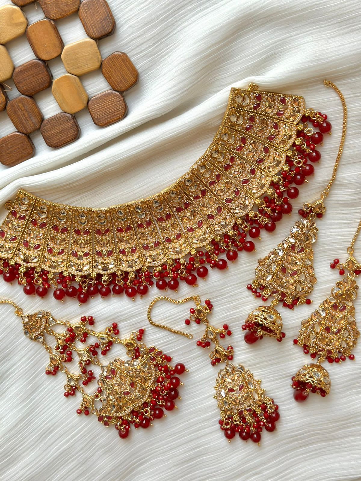 Fancy Kundan set with Earrings Tika & Jhoomar