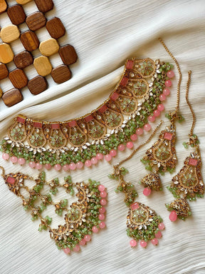 Kundan Set with Jhoomar & Bindiya