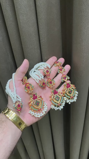 Sozu Naurattan Earrings Tika